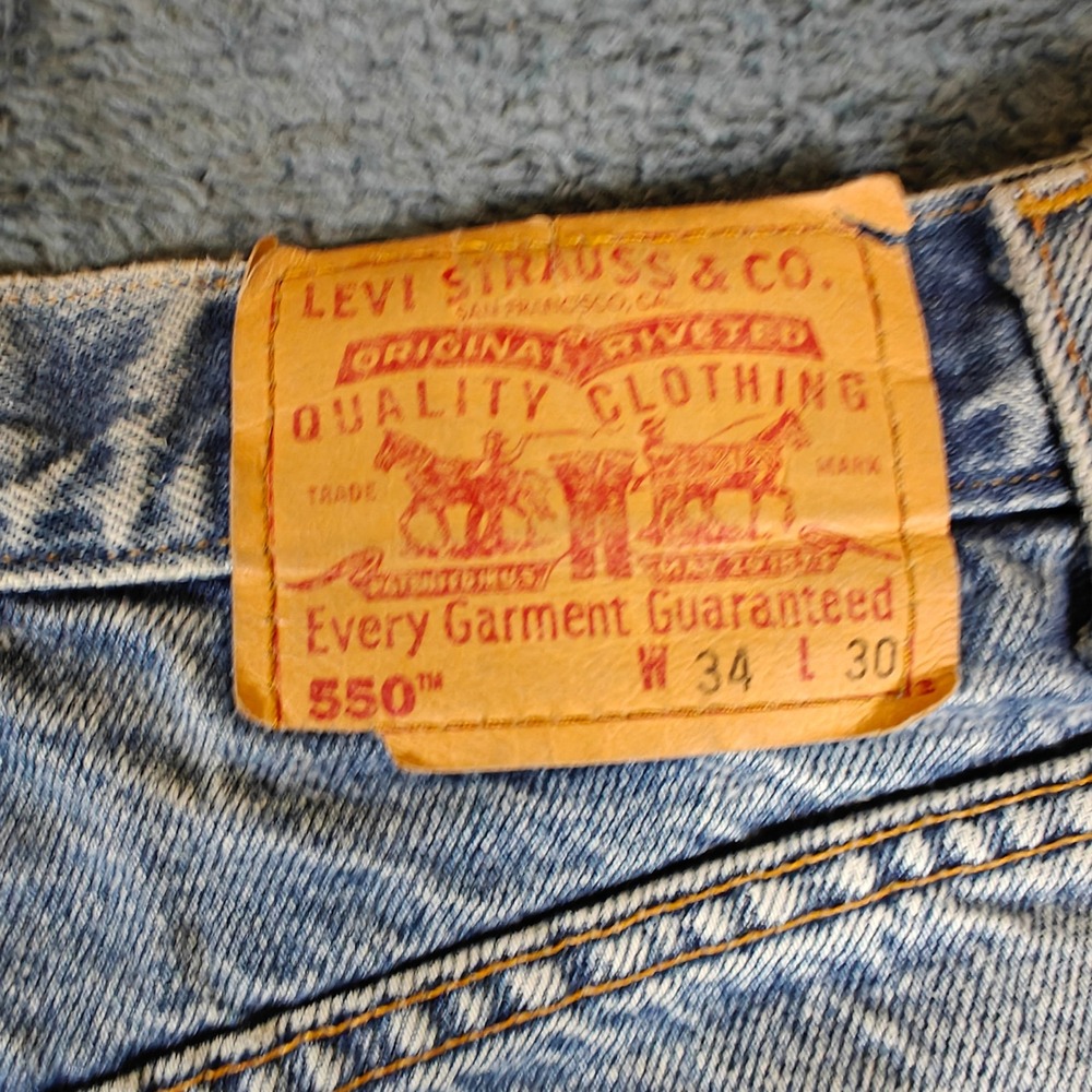 Vintage Levis 550 Relaxed‎ Fit Jeans Mens 34x30 Y2K Light Wash Distressed 2001